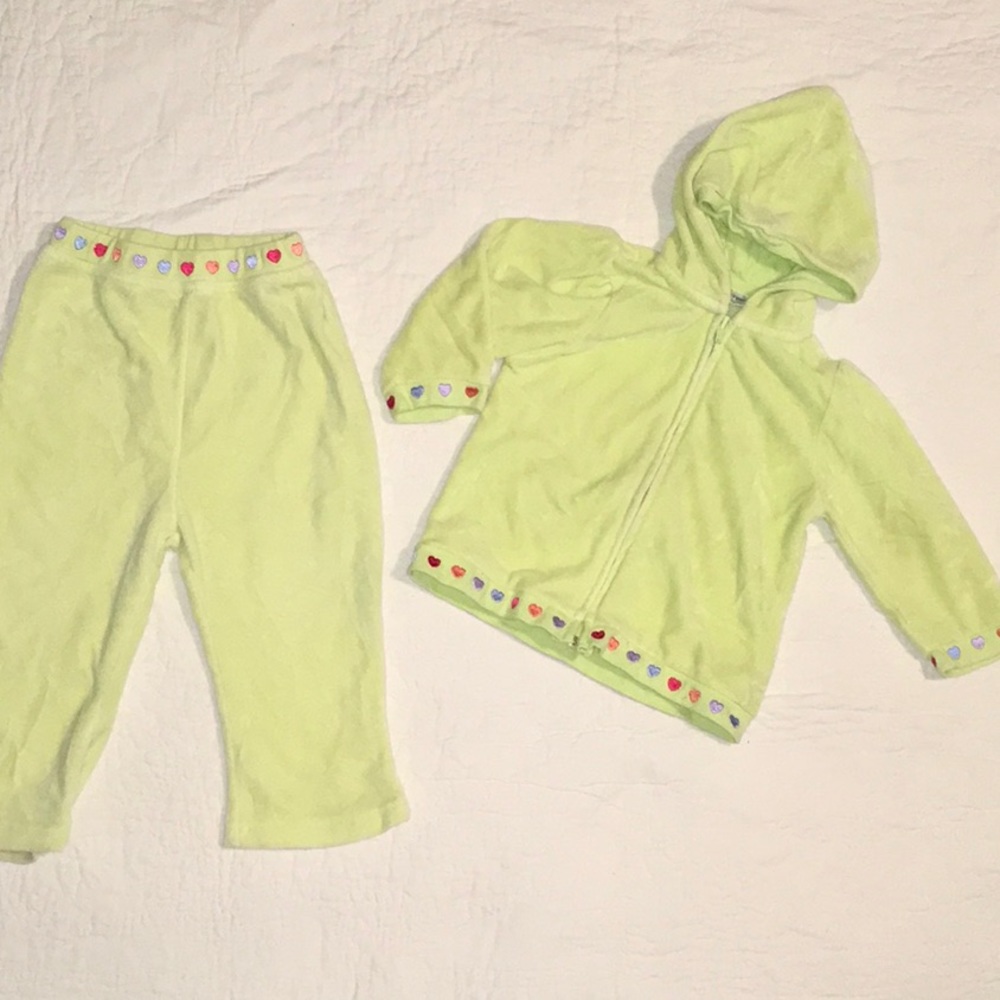 Little girls sz 24 months two piece outfit